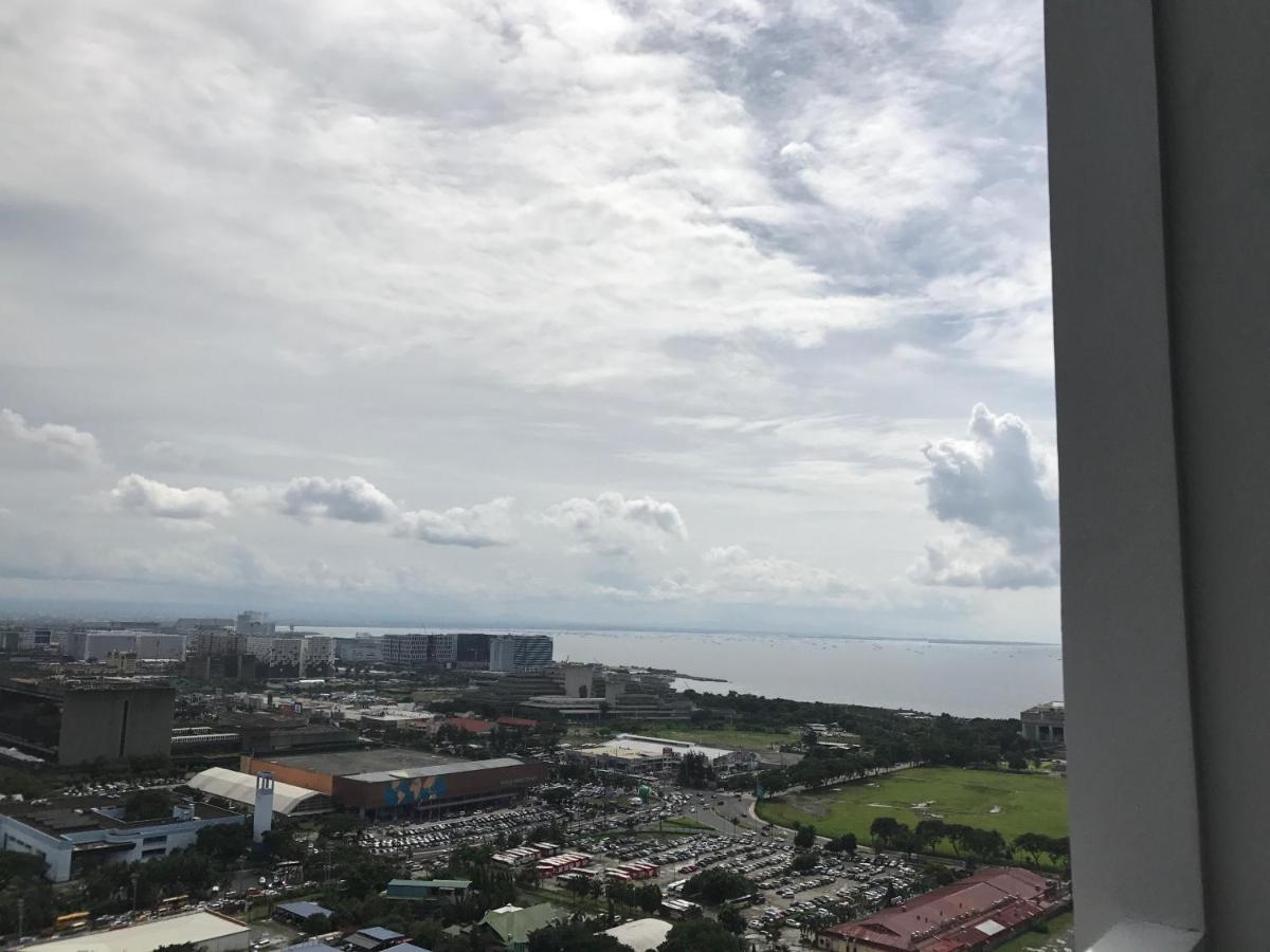 De Luxe, Standard And Studio Suites -The Breeze Residences-Close To Airport,Mall Of Asia, Us Embassy Μανίλα Εξωτερικό φωτογραφία