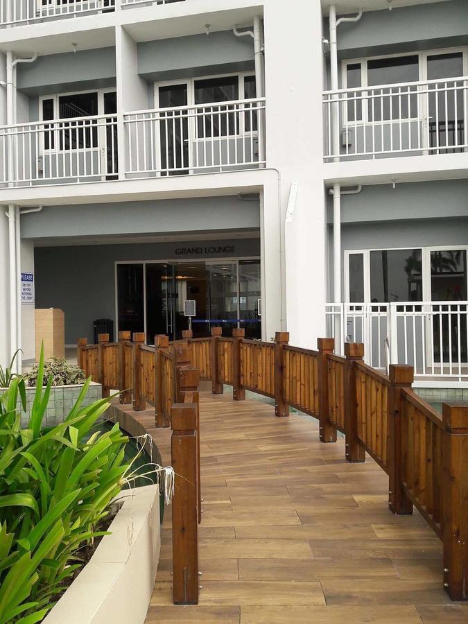 De Luxe, Standard And Studio Suites -The Breeze Residences-Close To Airport,Mall Of Asia, Us Embassy Μανίλα Εξωτερικό φωτογραφία